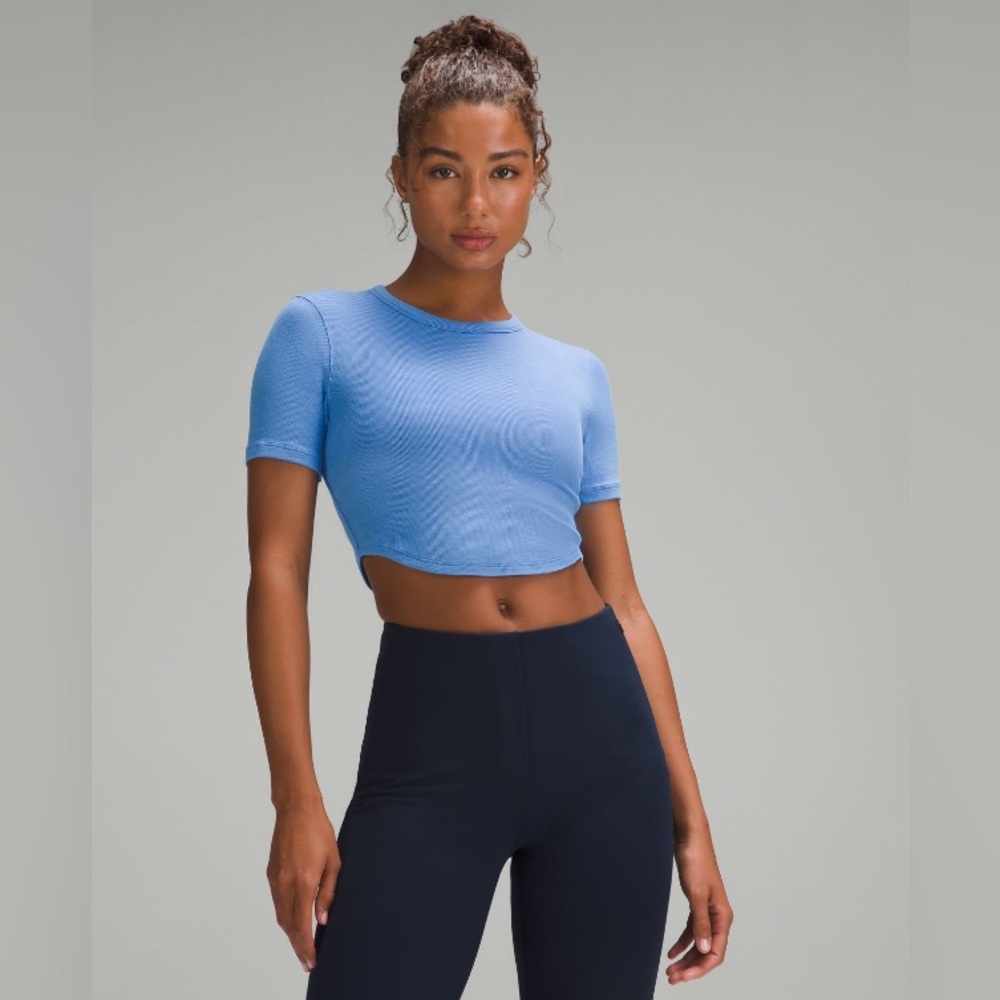 🍋 NWT Lululemon Hold Tight Cropped T-Shirt💋